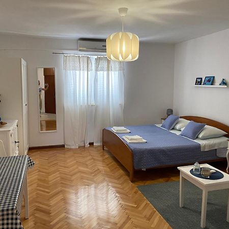 Beautiful Cozy Apartment Jug In Nice Neighbourhood. سبليت المظهر الخارجي الصورة