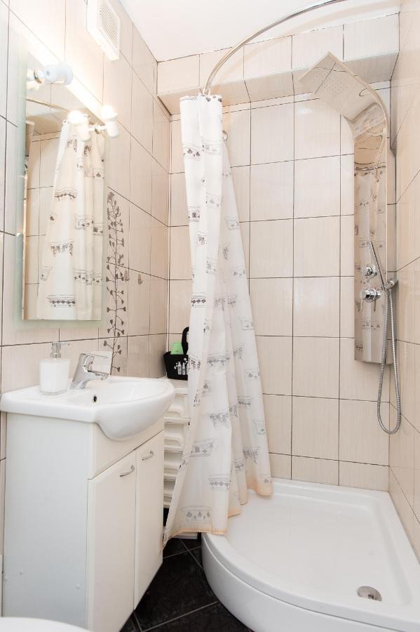 Beautiful Cozy Apartment Jug In Nice Neighbourhood. سبليت المظهر الخارجي الصورة