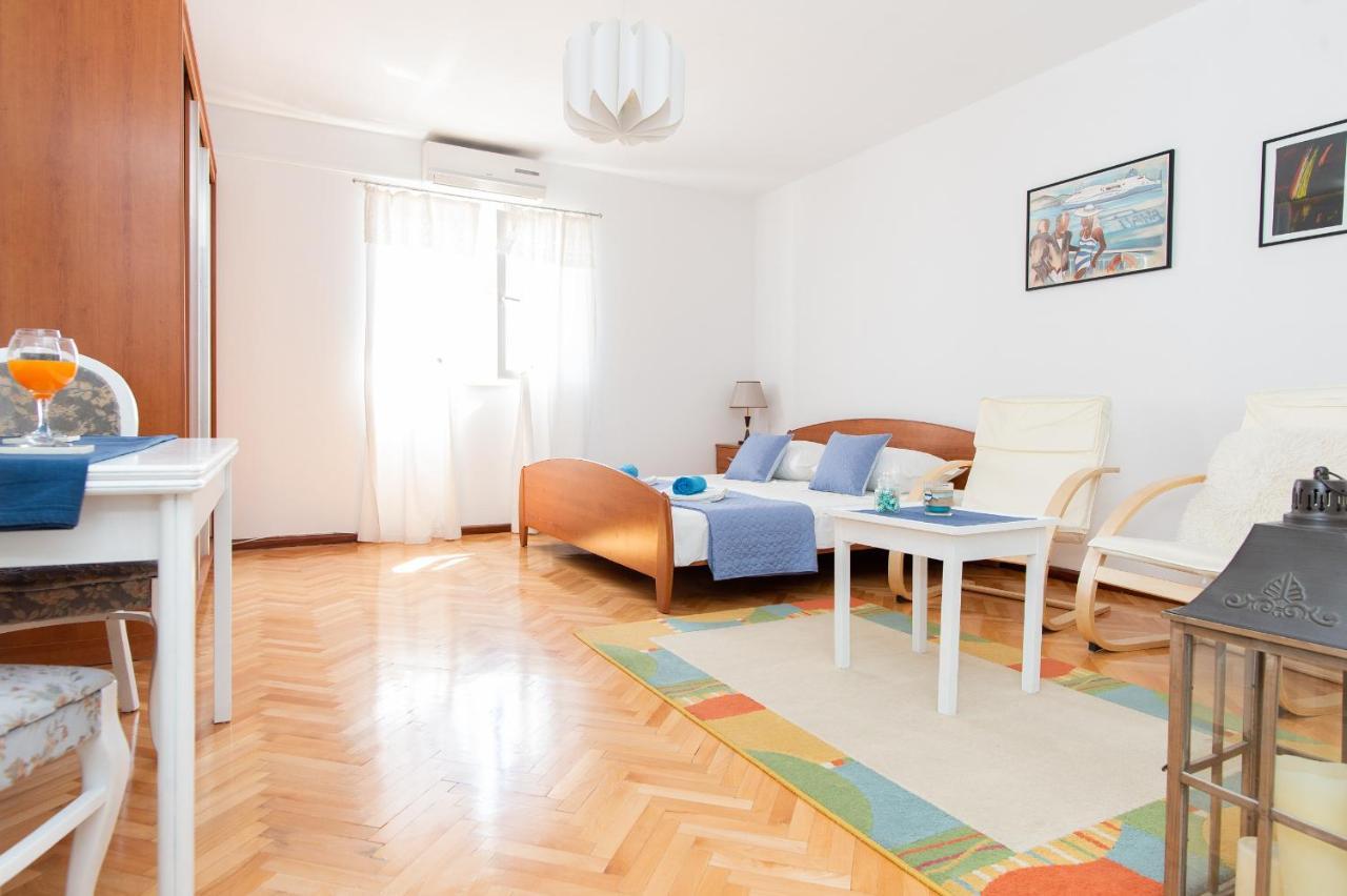 Beautiful Cozy Apartment Jug In Nice Neighbourhood. سبليت المظهر الخارجي الصورة