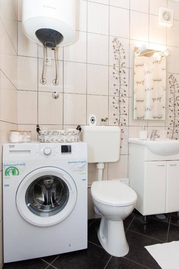 Beautiful Cozy Apartment Jug In Nice Neighbourhood. سبليت المظهر الخارجي الصورة